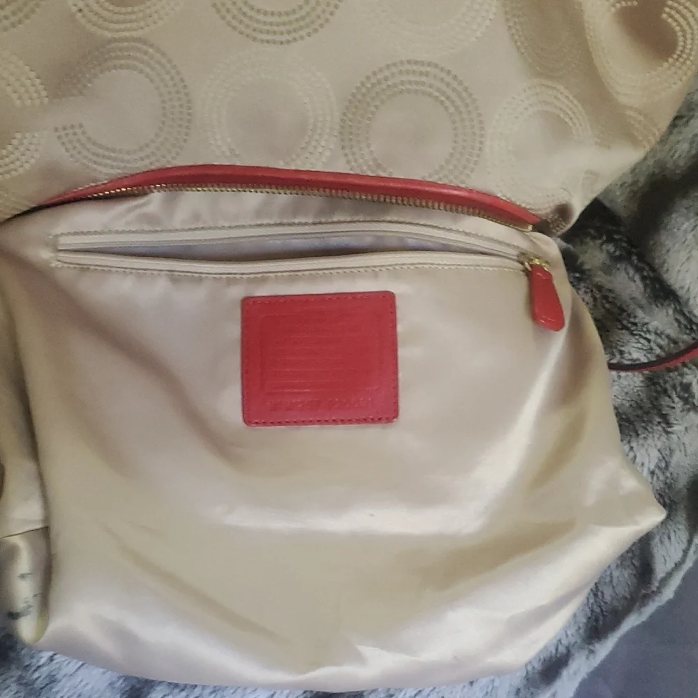 Coach Ashley Dotted Op Convertible Tan Red Bag Signature C Detail Sze 14.5 X 9.5